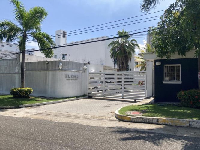 Casa de 4 alcobas en venta en Conjunto Residencial S.N., Puerto Colombia, 580 m² · foto 2 de 3