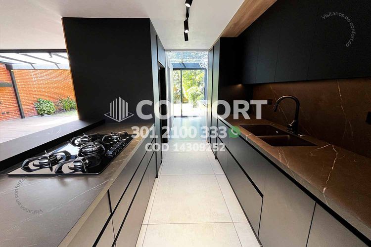 Casa de 4 alcobas en arriendo en Mugá, Envigado, 310 m² · foto 3 de 24