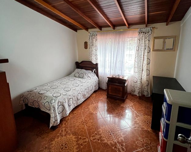Casa de 4 alcobas en venta en La Gloria, Medellín, 225 m² · foto 8 de 17