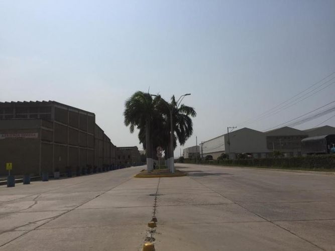 Bodega en arriendo en Pastoral Social, Barranquilla, 600 m² · foto 3 de 9