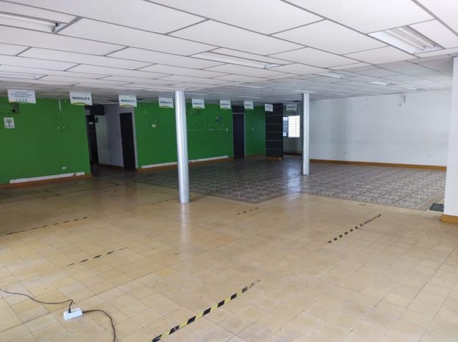 Casa en venta en Ciudad Jardin, Barranquilla, 550 m² · foto 8 de 24
