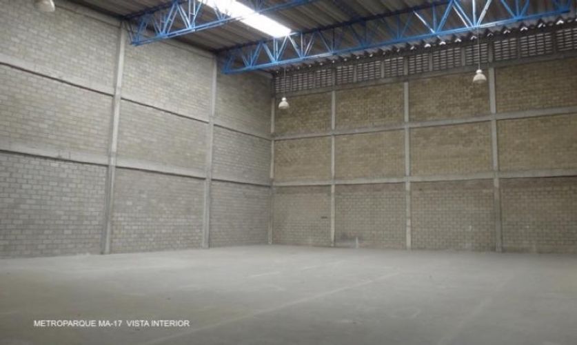 Bodega en arriendo en Villa San Pedro Iii, Barranquilla, 2400 m² · foto 5 de 5