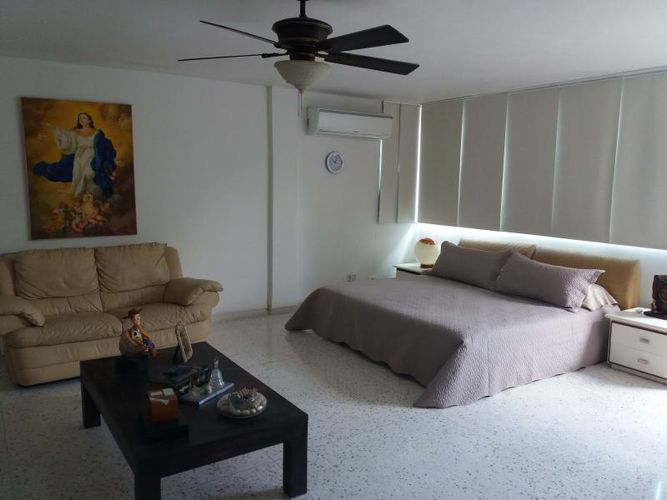 Casa de 3 alcobas en venta en Pradomar, Puerto Colombia, 320 m² · foto 5 de 7
