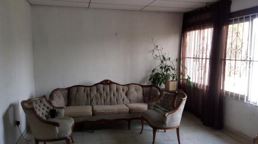 Casa de 7 alcobas en venta en Ciudad Jardin, Soledad, 290 m² · foto 11 de 12