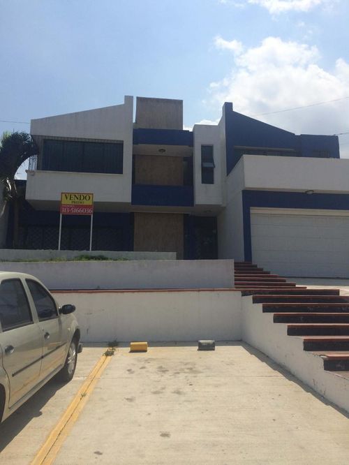 Casa en venta en El Tabor, Barranquilla, 534 m² · foto 2 de 9