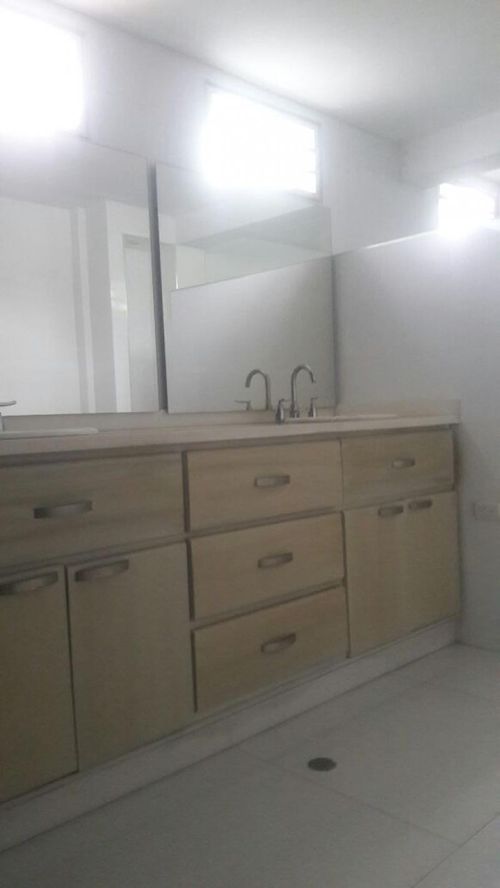 Casa de 5 alcobas en venta en El Country, Barranquilla, 535 m² · foto 11 de 13