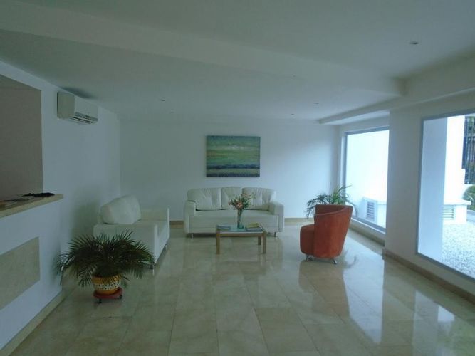Apartamento en venta en Altos Del Prado, Barranquilla · foto 3 de 24