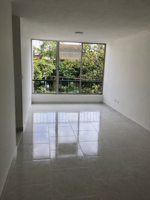 Apartamento de 4 alcobas en venta en Camino Real, Cali, 75 m² · foto 3 de 10