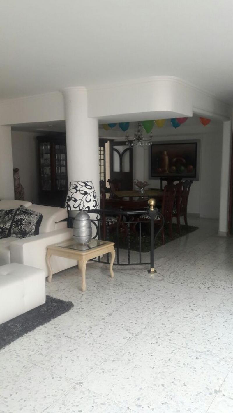 Apartamento en venta en Altos Del Prado, Barranquilla · foto 5 de 17