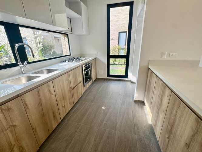 Casa de 3 alcobas en venta en Chuntame, Cajicá, 148 m² · foto 12 de 24