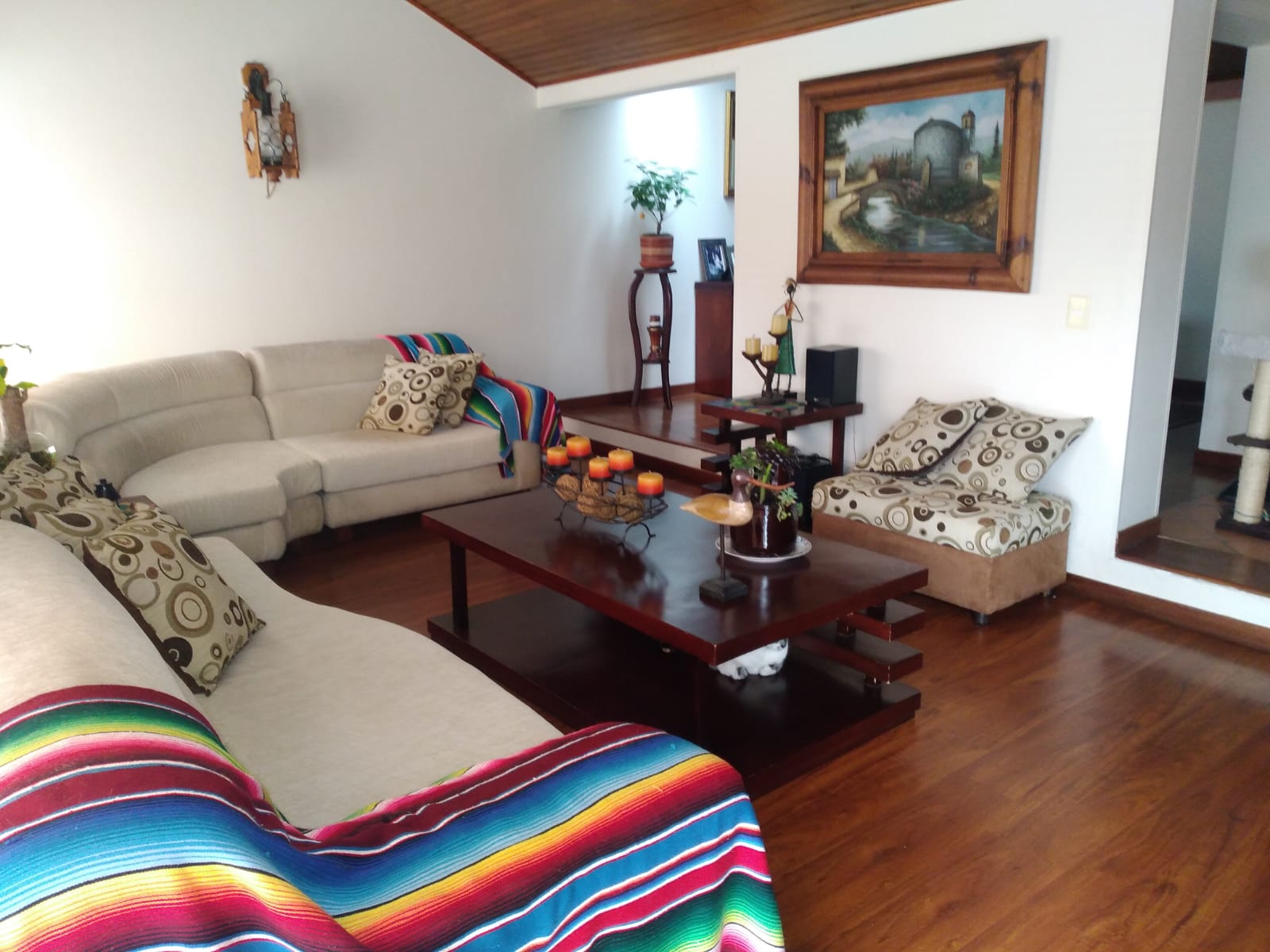 Casa en venta en Alhambra, Bogotá · foto 3 de 19