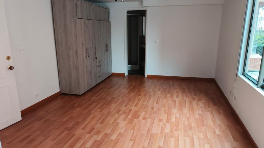Apartaestudio en venta en Santa Barbara, Bogotá, 33 m² · foto 4 de 24
