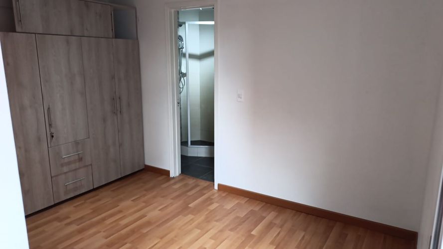 Apartaestudio en venta en Santa Barbara, Bogotá, 33 m² · foto 22 de 24