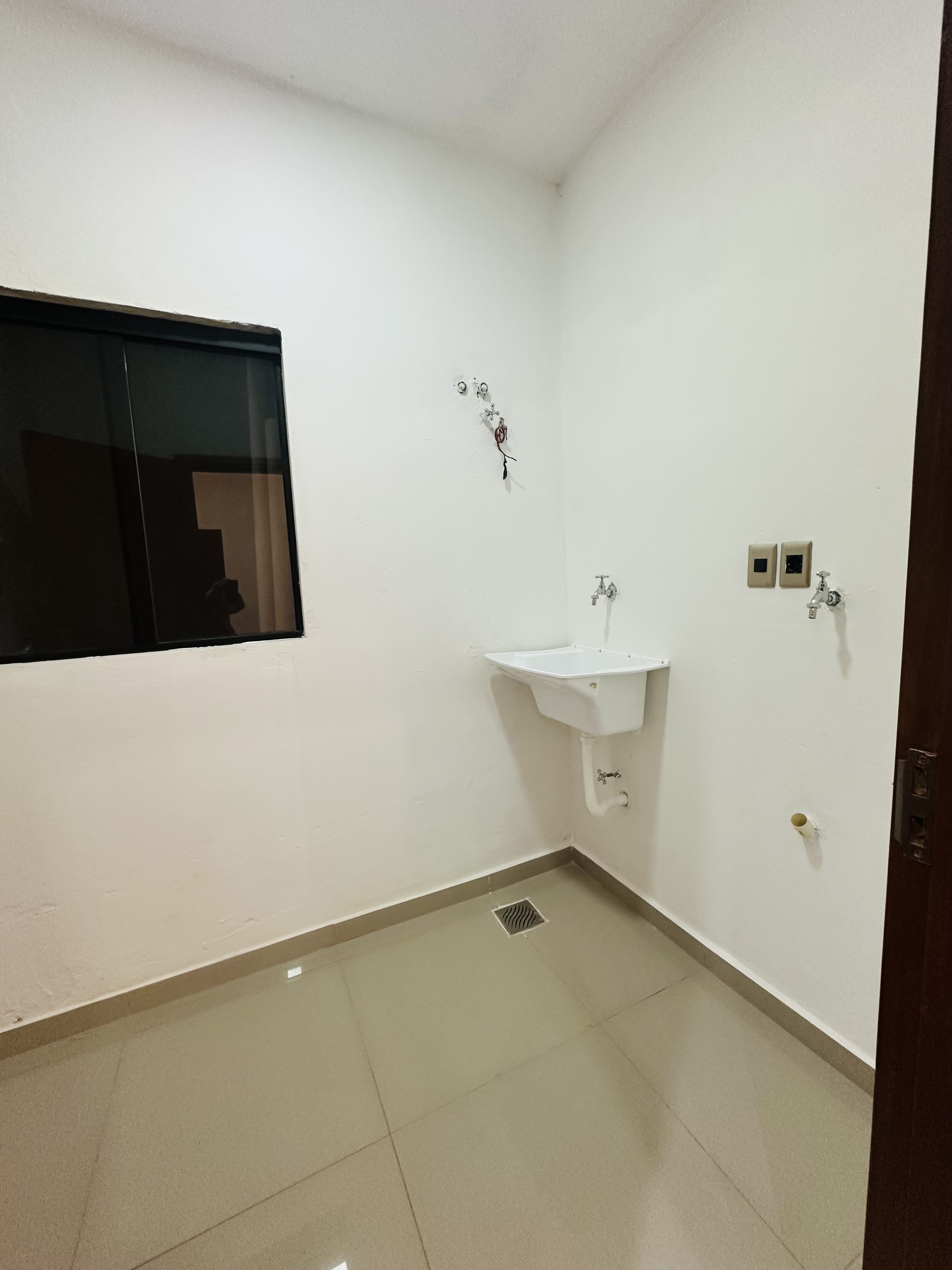 DEPARTAMENTO A ESTRENAR DE 2 DORMITORIOS EN M.R.A. — foto 2