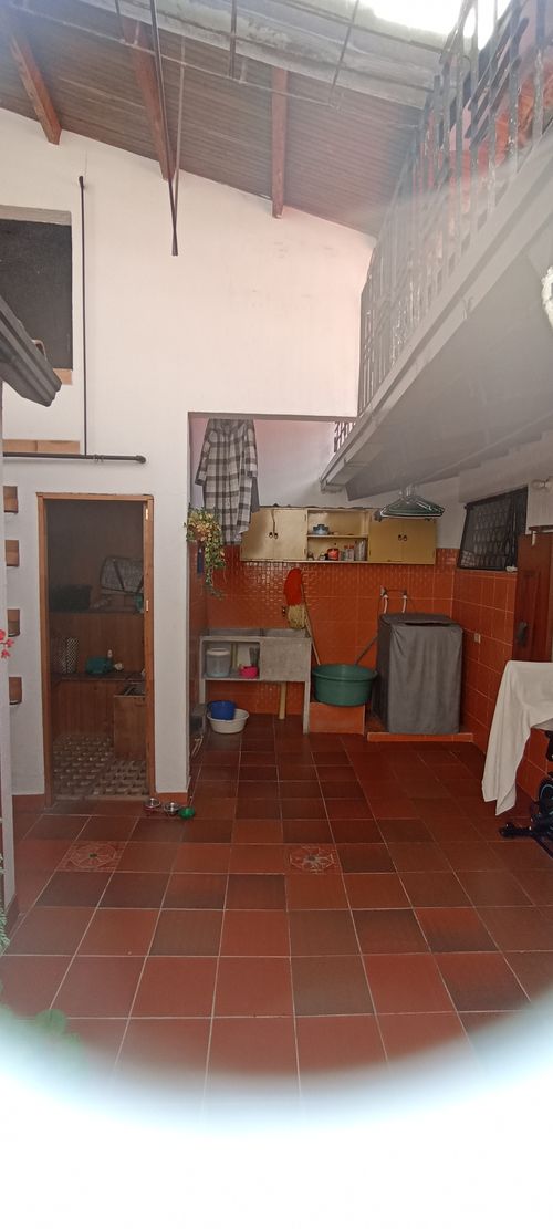 Casa de 5 alcobas en venta en Antiguo Campestre, Bucaramanga, 326 m² · foto 17 de 24