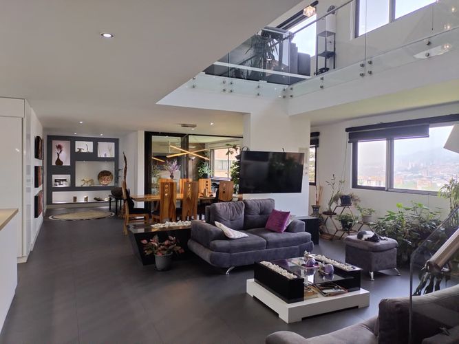 Apartamento de 4 alcobas en venta en El Poblado, Medellín, 315 m² · foto 17 de 20
