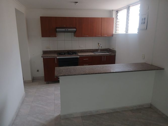 Apartamento de 3 alcobas en arriendo en El Poblado, Medellín, 90 m² · foto 4 de 20