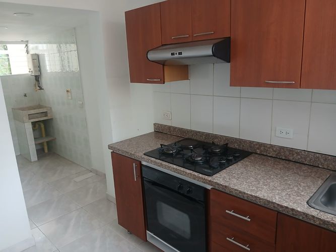 Apartamento de 3 alcobas en arriendo en El Poblado, Medellín, 90 m² · foto 5 de 20