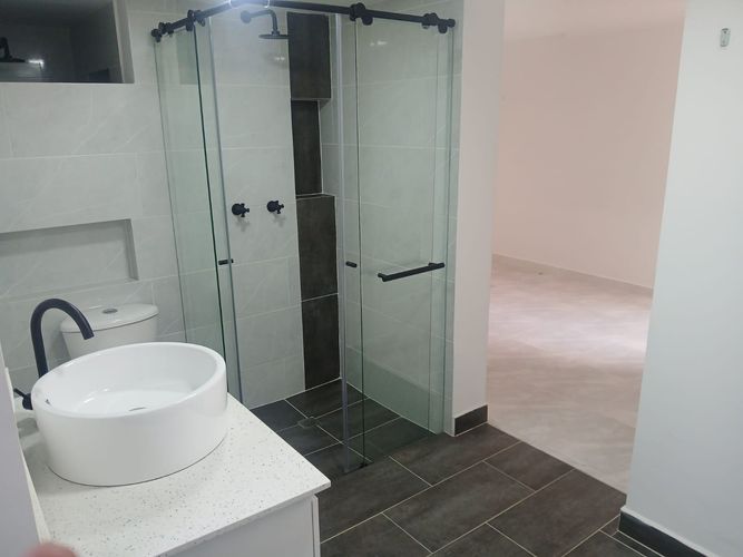 Apartamento de 3 alcobas en arriendo en El Poblado, Medellín, 90 m² · foto 19 de 20