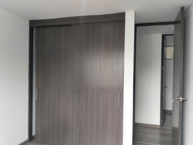 Apartamento de 3 alcobas en arriendo en El Poblado, Medellín, 112 m² · foto 14 de 19