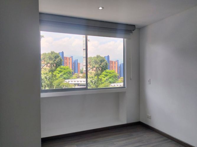 Apartamento de 3 alcobas en arriendo en El Poblado, Medellín, 112 m² · foto 12 de 19