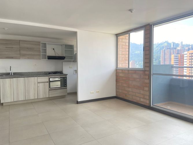 Apartamento de 2 alcobas en arriendo en Vegas De La Doctora, Sabaneta, 60 m² · foto 2 de 18