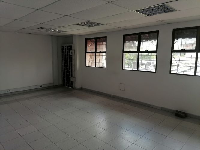 Local en arriendo en El Prado, Barranquilla, 800 m² · foto 2 de 19