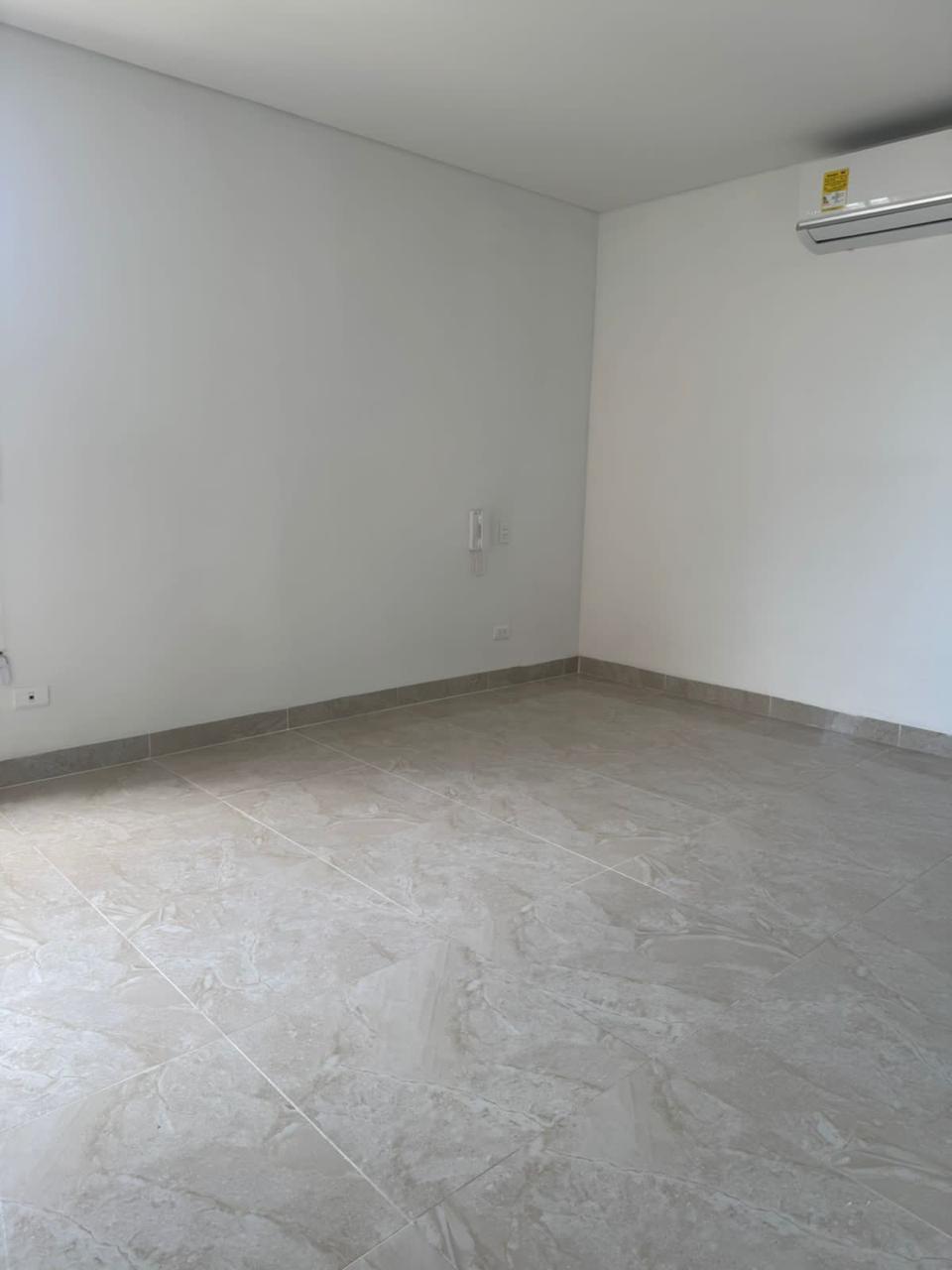 Apartamento en arriendo en Lago Alto, Barranquilla · foto 3 de 7