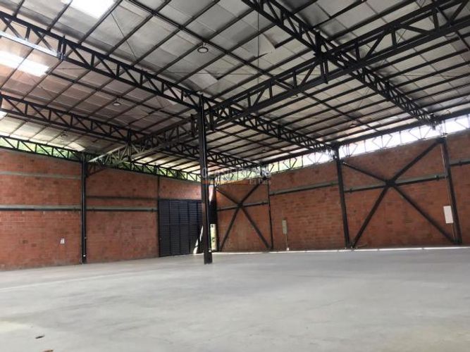 Bodega en arriendo en Bosques Del Limonar, Cali, 650 m² · foto 9 de 12