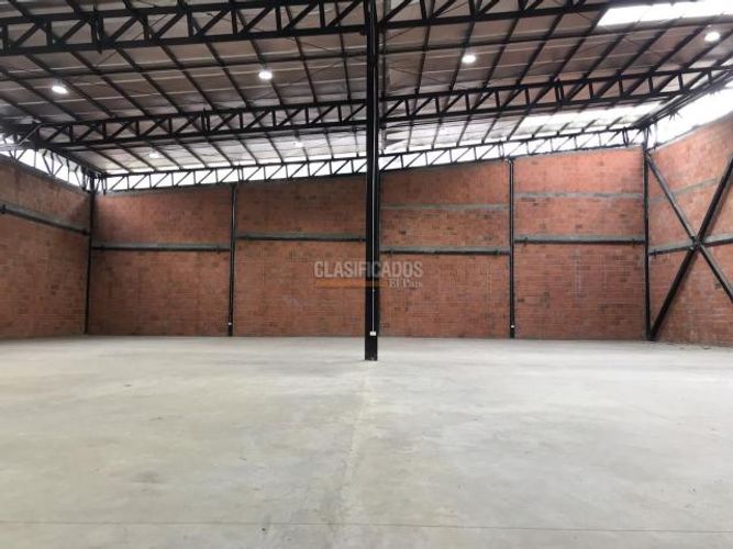 Bodega en arriendo en Bosques Del Limonar, Cali, 650 m² · foto 11 de 12