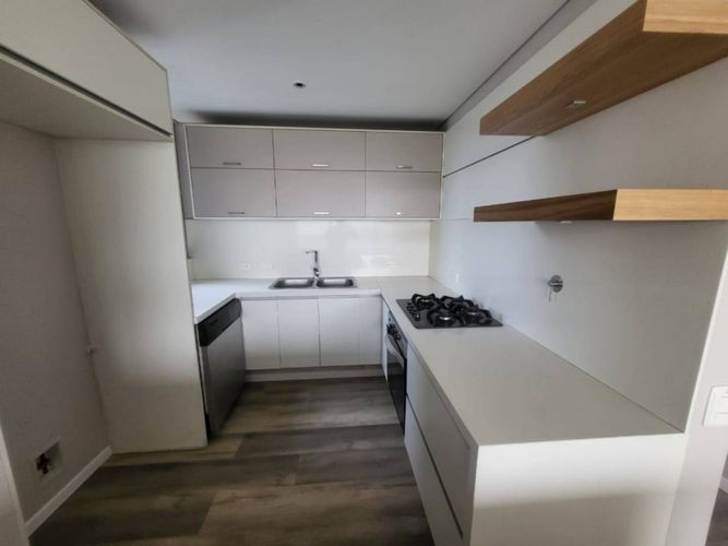 Apartamento de 2 alcobas en arriendo en Los Balsos, Medellín, 135 m² · foto 6 de 24