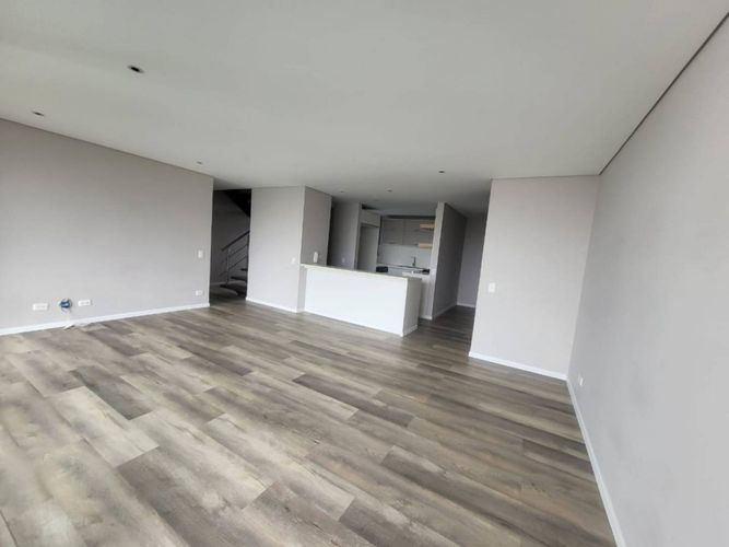 Apartamento de 2 alcobas en arriendo en Los Balsos, Medellín, 135 m² · foto 8 de 24