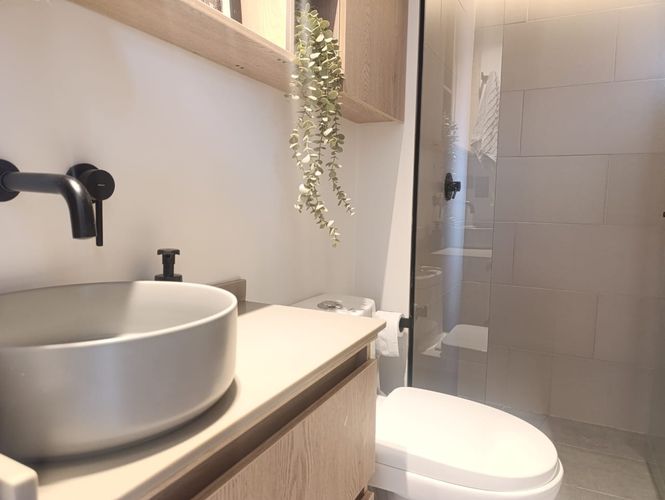 Apartamento de 2 alcobas en venta en El Poblado, Medellín, 86 m² · foto 17 de 18