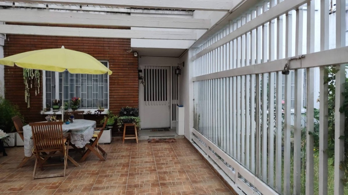 Casa en venta en Modelia, Bogotá · foto 2 de 24