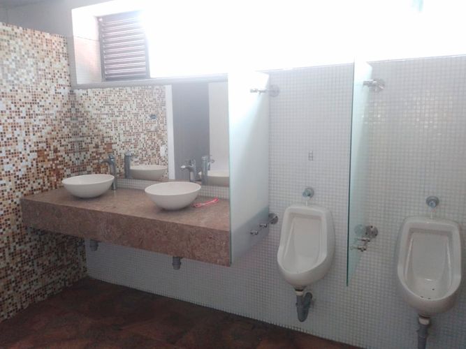 Local en arriendo en Laureles, Medellín, 760 m² · foto 12 de 13