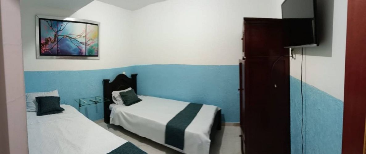 Casa de 20 alcobas en arriendo en Prado, Medellín, 465 m² · foto 8 de 24