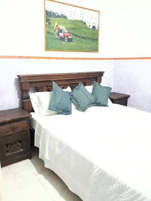 Casa de 20 alcobas en arriendo en Prado, Medellín, 465 m² · foto 23 de 24