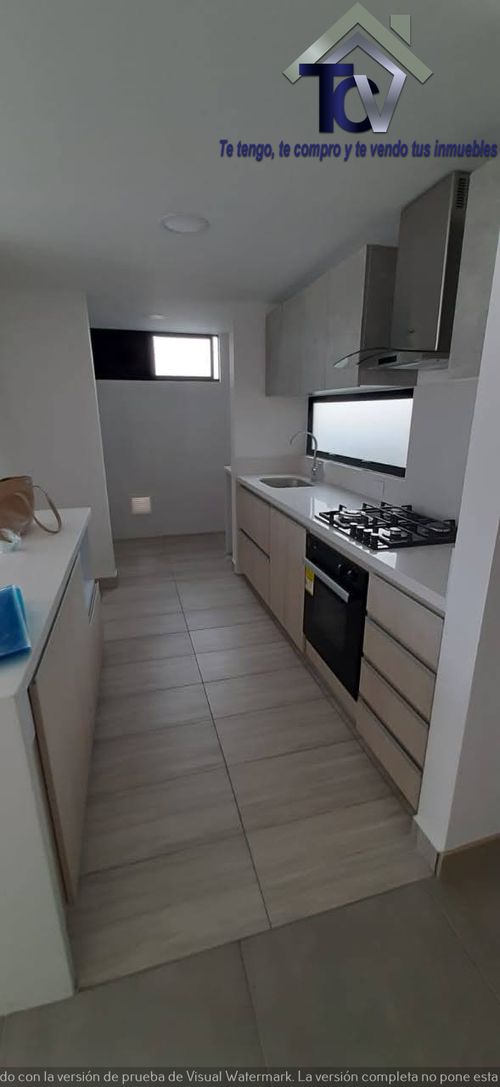 Apartamento de 3 alcobas en venta en Sotomayor, Bucaramanga, 93 m² · foto 2 de 17