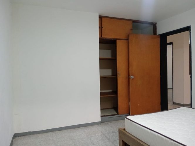 Oficina en arriendo en Laureles, Medellín, 230 m² · foto 5 de 18
