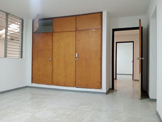 Oficina en arriendo en Laureles, Medellín, 230 m² · foto 8 de 18
