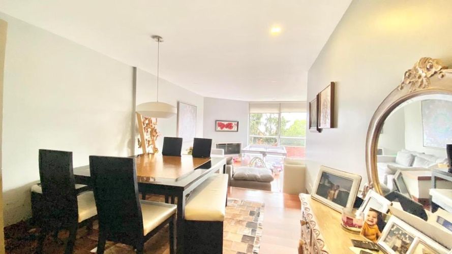 Apartamento de 3 alcobas en venta en Los Rosales, Bogotá, 142 m² · foto 10 de 24