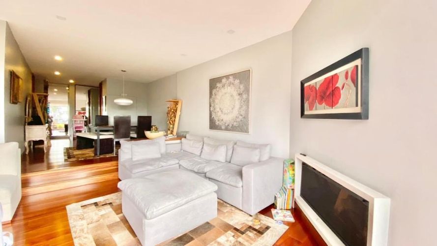 Apartamento de 3 alcobas en venta en Los Rosales, Bogotá, 142 m² · foto 16 de 24