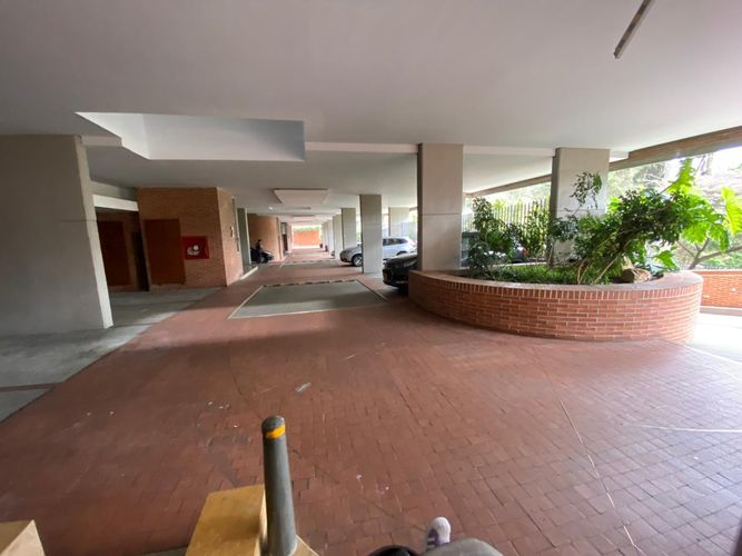 Apartamento de 3 alcobas en venta en Los Rosales, Bogotá, 142 m² · foto 23 de 24