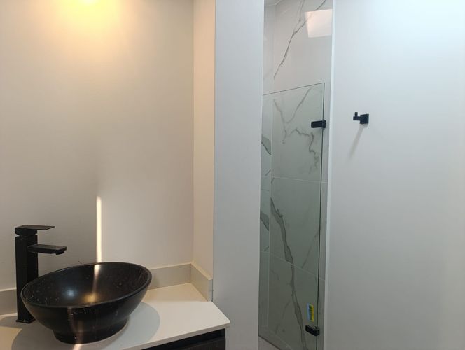 Casa de 3 alcobas en venta en El Poblado, Medellín, 250 m² · foto 13 de 15