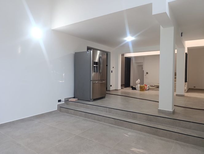 Casa de 3 alcobas en venta en El Poblado, Medellín, 250 m² · foto 4 de 15