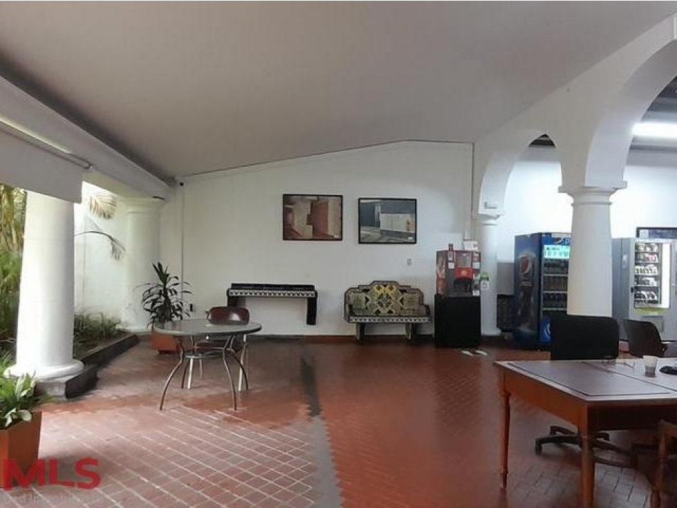 Casa de 1 alcoba en venta en Villa Nueva, Medellín, 1581 m² · foto 9 de 24