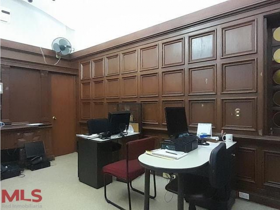 Casa de 1 alcoba en venta en Villa Nueva, Medellín, 1581 m² · foto 19 de 24