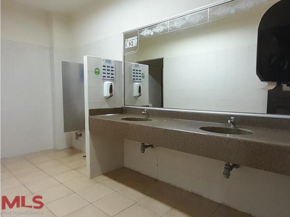 Casa de 1 alcoba en venta en Villa Nueva, Medellín, 1581 m² · foto 22 de 24