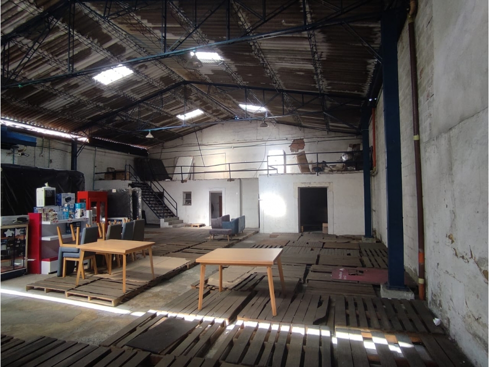 Warehouse for sale in Centro, Medellín 5