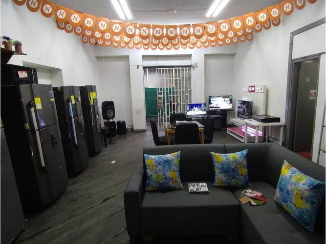 Bodega en venta en Villa Nueva, Medellín, 1053 m² · foto 9 de 11